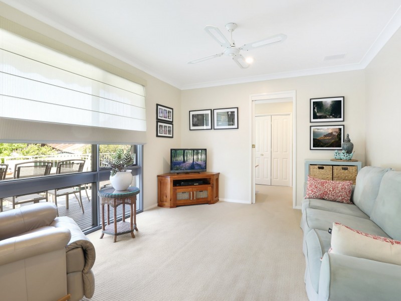 6 Nioka Ave, Keiraville NSW 2500