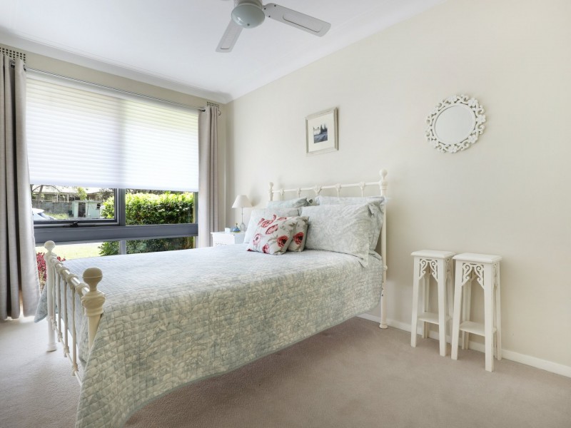 6 Nioka Ave, Keiraville NSW 2500