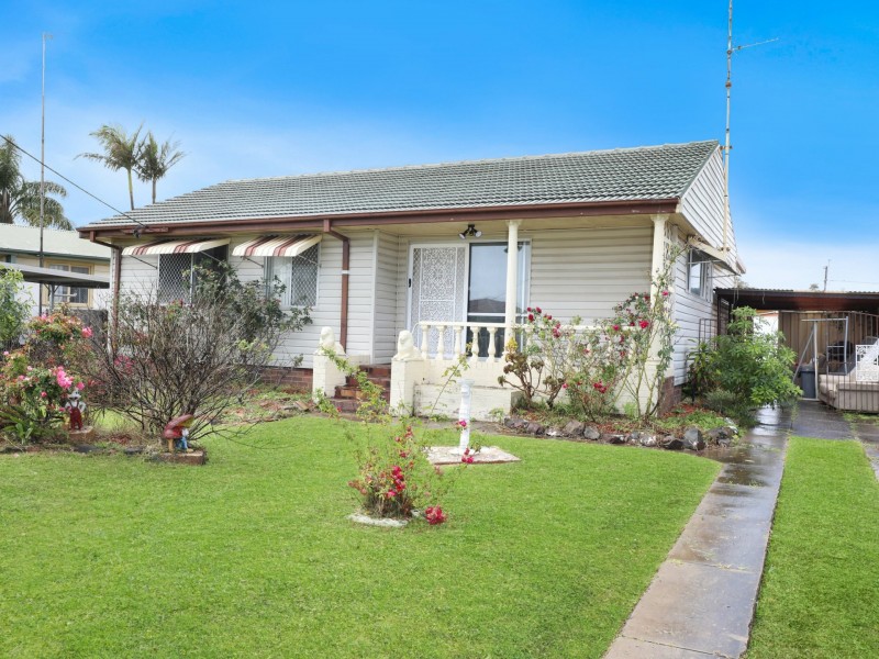 13 Spofforth Street, Warilla NSW 2528