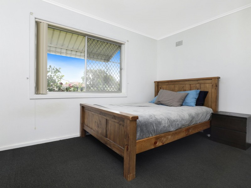 13 Spofforth Street, Warilla NSW 2528