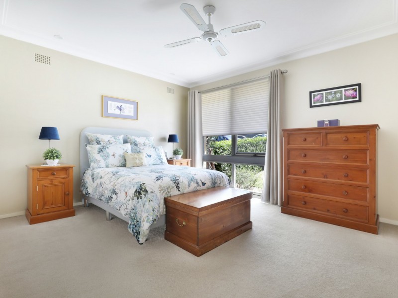 6 Nioka Avenue, Keiraville NSW 2500