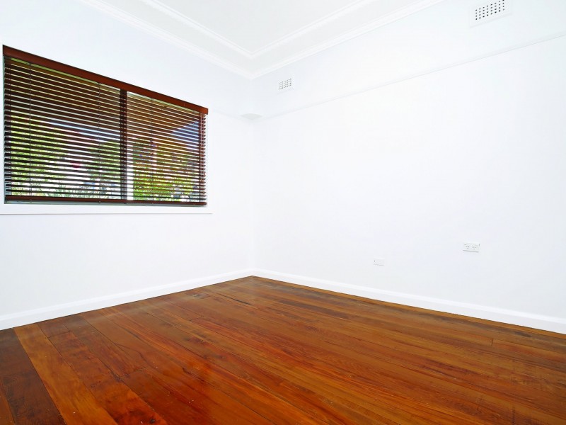 17 Prospect Street, Mount Saint Thomas NSW 2500