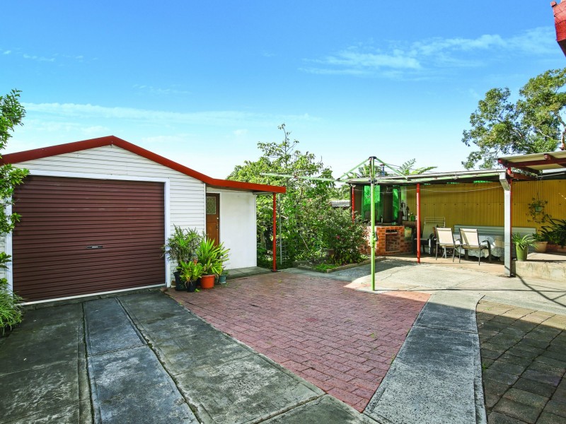 17 Prospect Street, Mount Saint Thomas NSW 2500