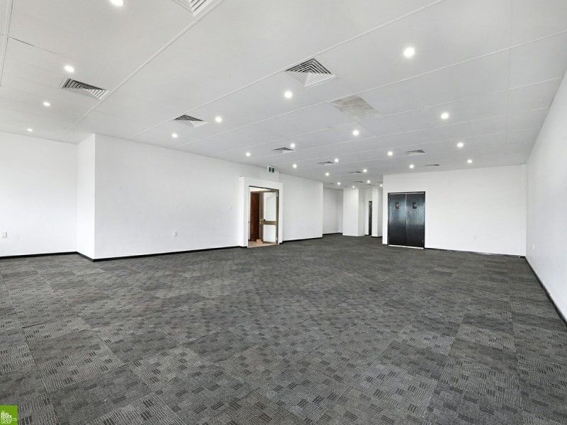 Level 2/260 Cowper Street, Warrawong NSW 2502