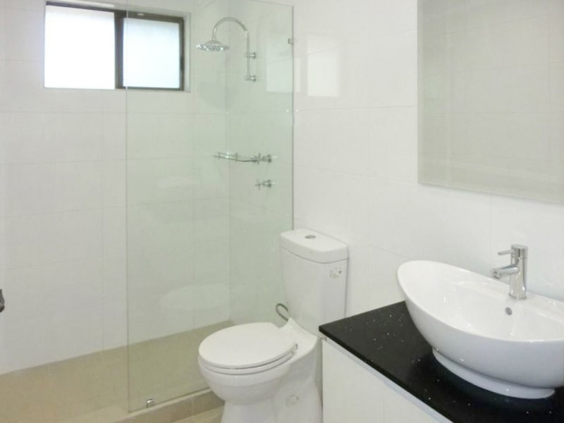 6/2 The Avenue, Corrimal NSW 2518