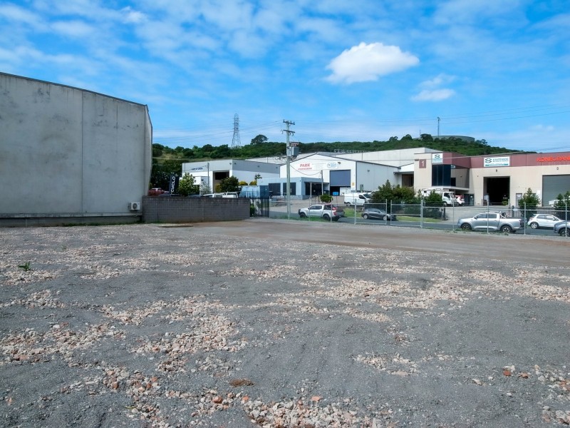 18 Industrial Road, Unanderra NSW 2526