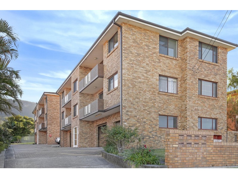 2/13 Underwood Street, Corrimal NSW 2518