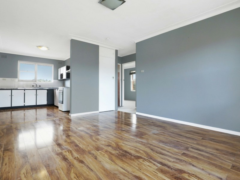 3/8 London Drive, West Wollongong NSW 2500