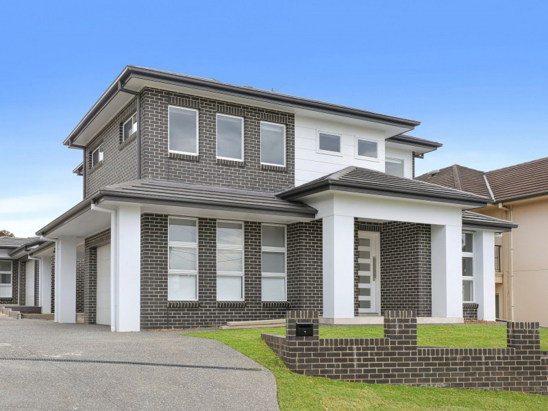 8 Keira Street, Mount Keira NSW 2500