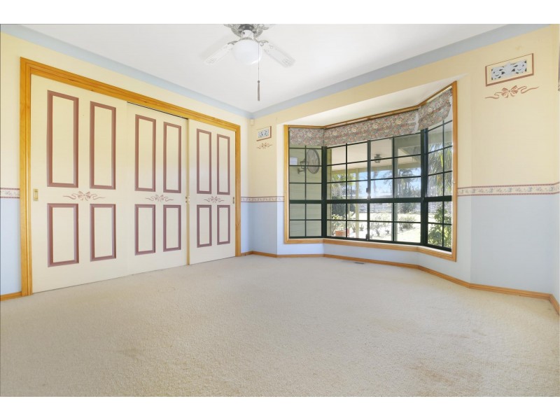 3 Kingston Town Drive, Kembla Grange NSW 2526