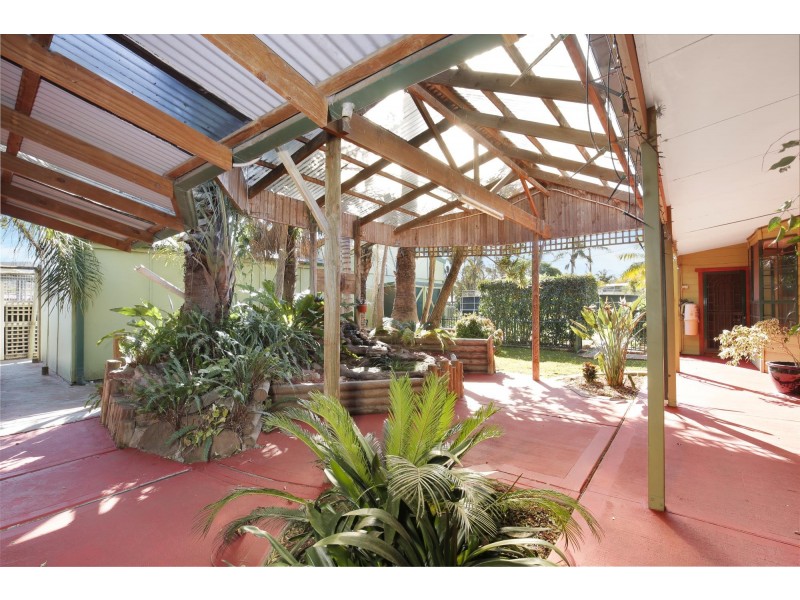 3 Kingston Town Drive, Kembla Grange NSW 2526