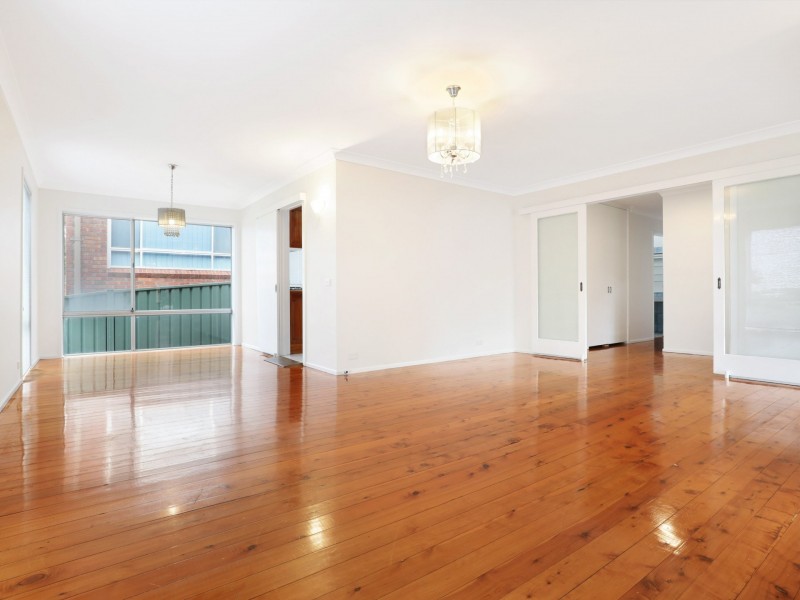 83 Bellevue Road, Figtree NSW 2525