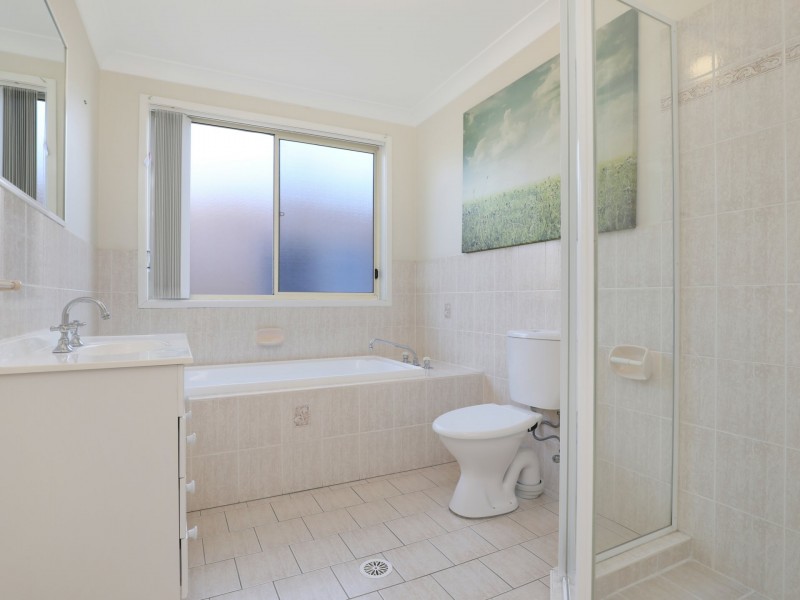 26 Hallam Close, Kanahooka NSW 2530