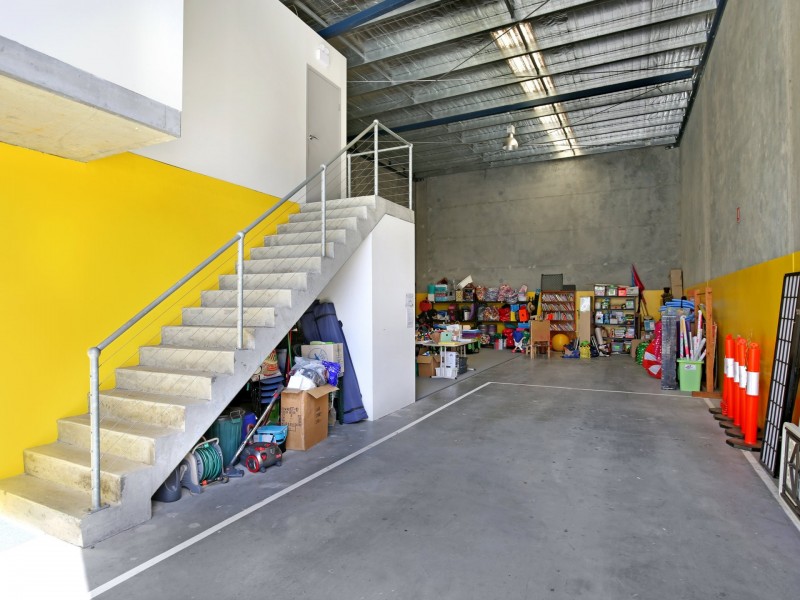 8/3 Hargraves Avenue, Albion Park Rail NSW 2527