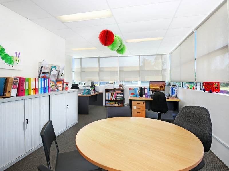 8/3 Hargraves Avenue, Albion Park Rail NSW 2527