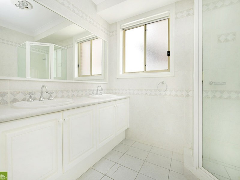 210 Derribong Drive, Cordeaux Heights NSW 2526