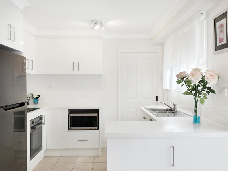 2/10 Platypus Close, Figtree NSW 2525