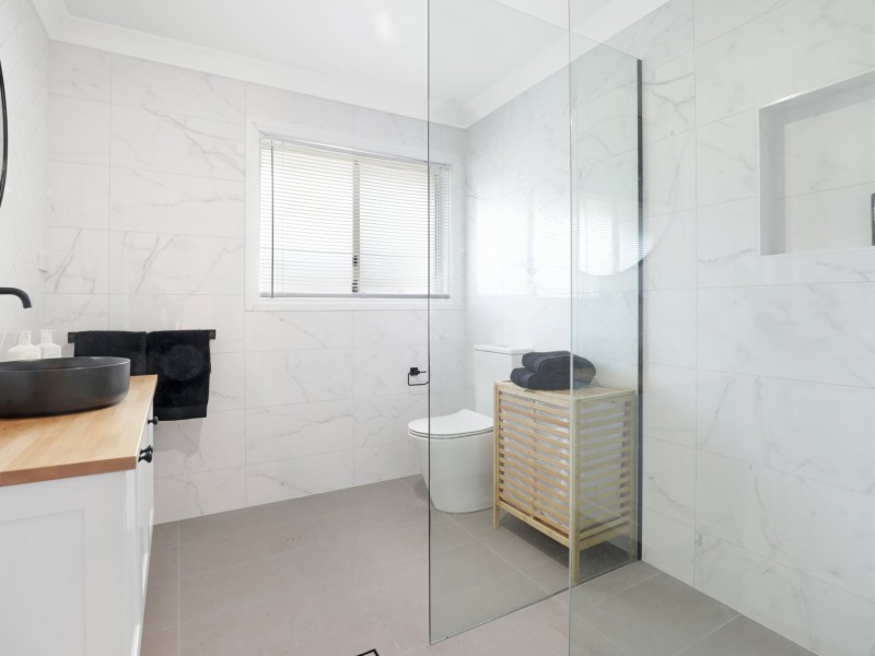 2/10 Platypus Close, Figtree NSW 2525