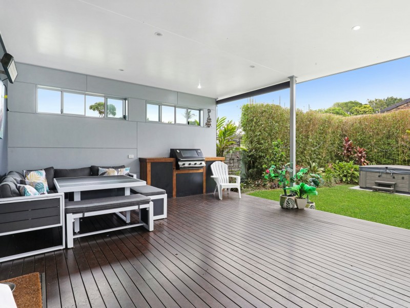 10 Donald Street, Fairy Meadow NSW 2519