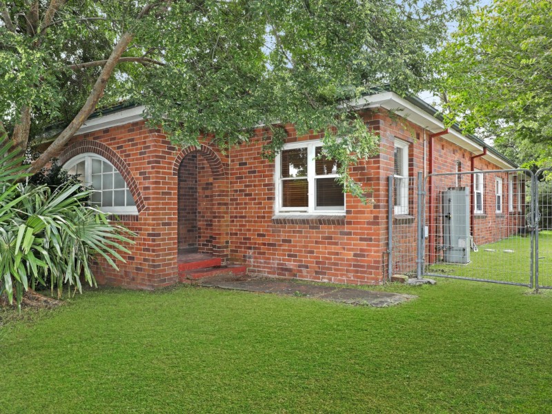 5B Northcote Street, West Wollongong NSW 2500