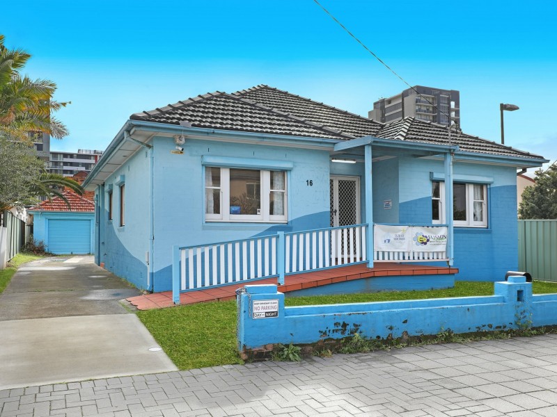 16 Stewart Street, Wollongong NSW 2500
