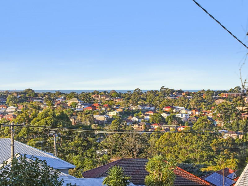 6 Chislehurst Ave, Figtree NSW 2525