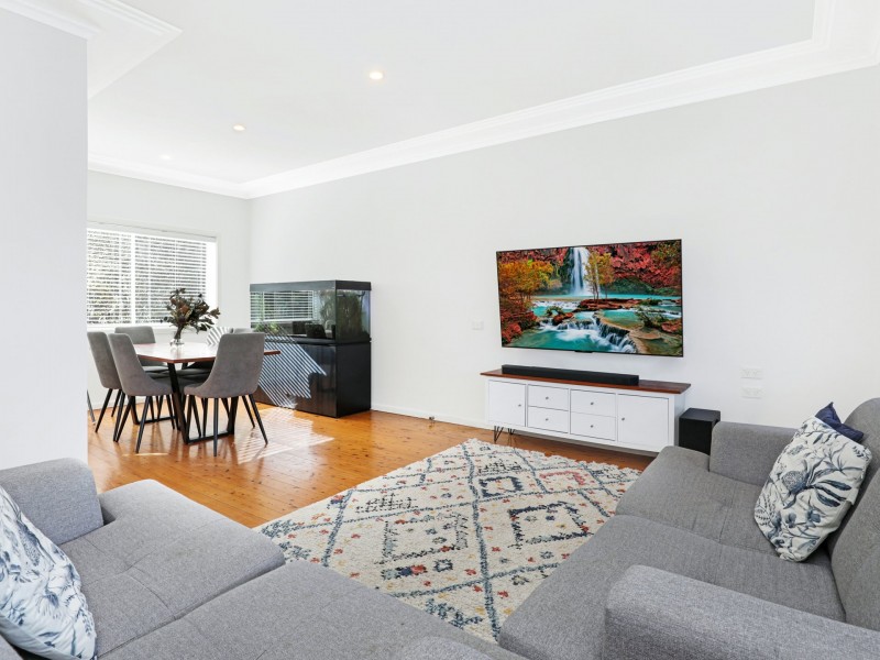 16 Sheppard Street, West Wollongong NSW 2500