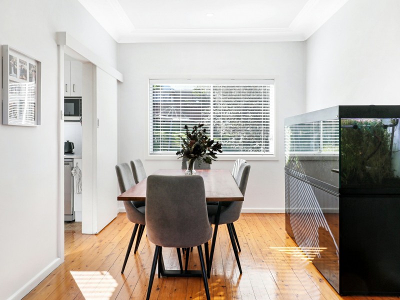 16 Sheppard Street, West Wollongong NSW 2500