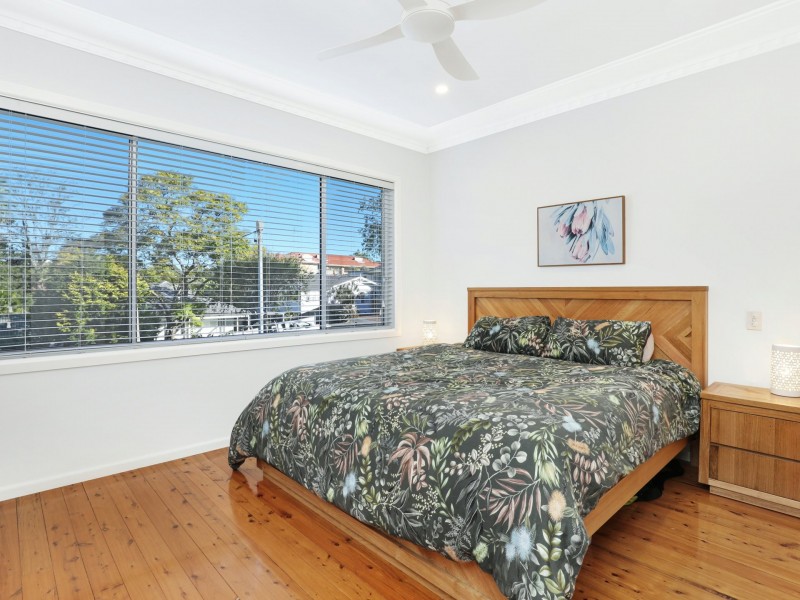 16 Sheppard Street, West Wollongong NSW 2500