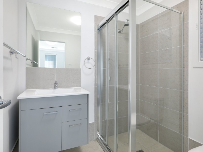 5 Grayling Street, Calderwood NSW 2527