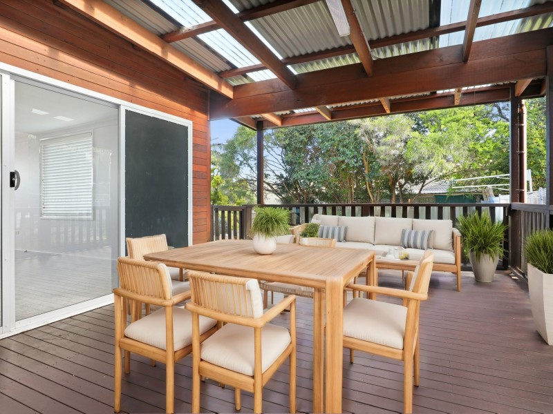 94 Jacaranda Avenue, Figtree NSW 2525