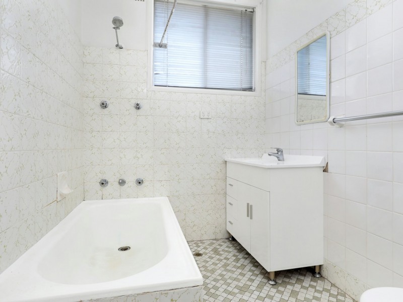 2/11 Grafton Ave, Figtree NSW 2525