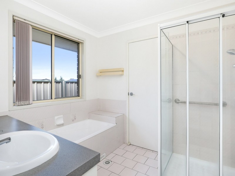 13 Tuggerah Place, Berkeley NSW 2506