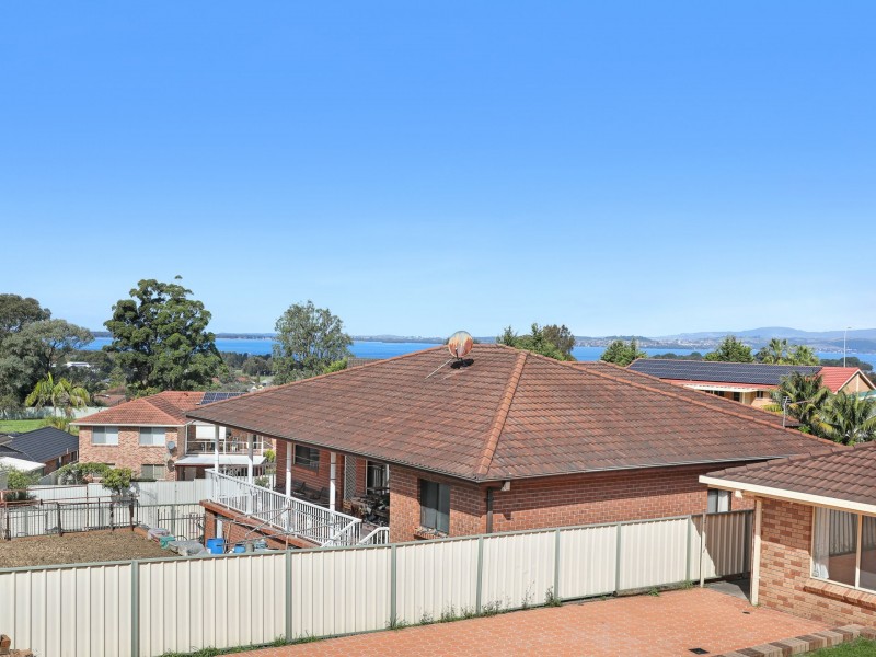 13 Tuggerah Place, Berkeley NSW 2506