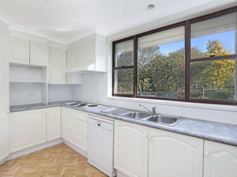 20 Oleander Ave, Figtree NSW 2525