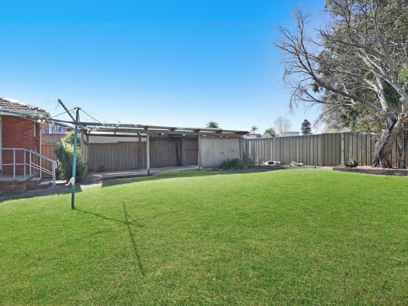 94 The Esplenade, Oak Flats NSW 2529