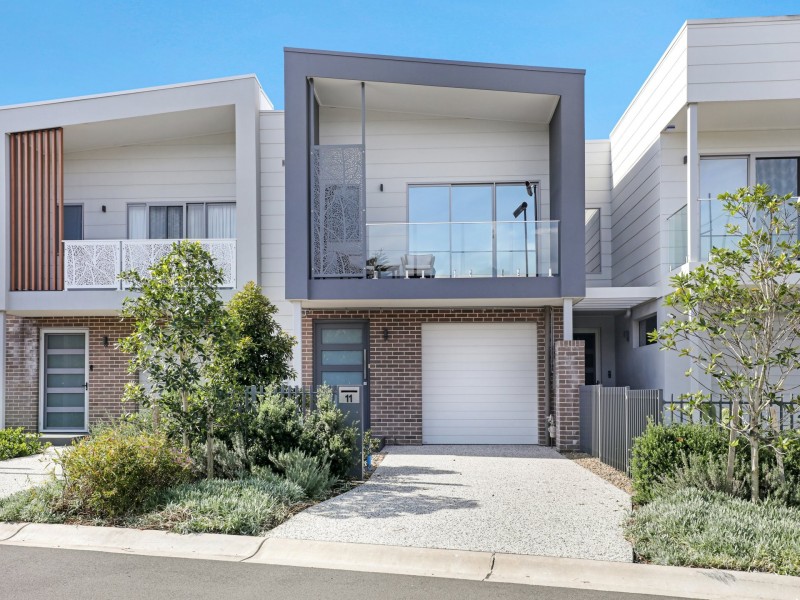 11 Harbour Boulevard, Shell Cove NSW 2529