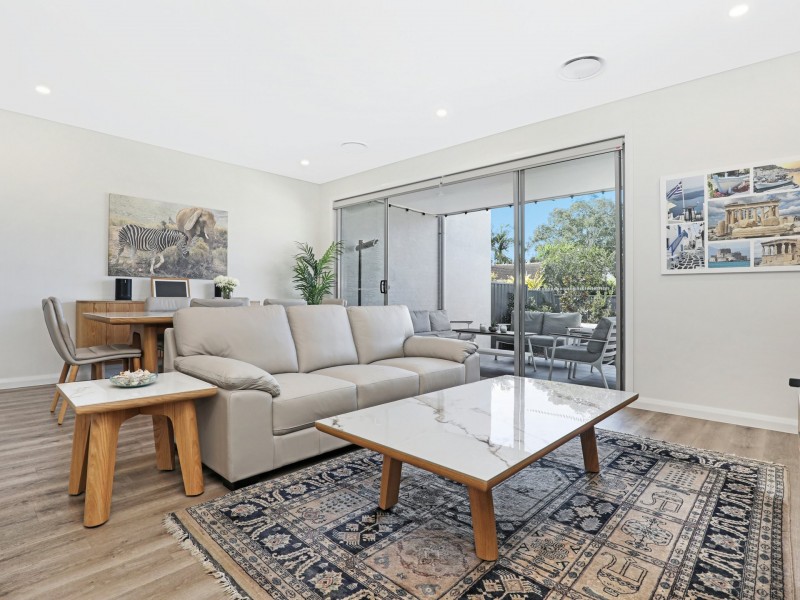 11 Harbour Boulevard, Shell Cove NSW 2529