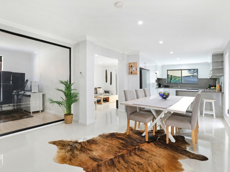 26a Albatross Drive, Blackbutt NSW 2529