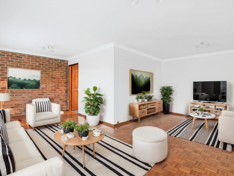 22 Grasmere Street, Mount Saint Thomas NSW 2500