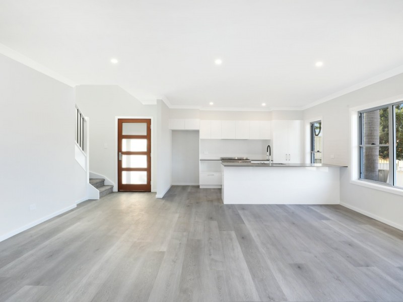 2/33 Mount Brown Road, Dapto NSW 2530