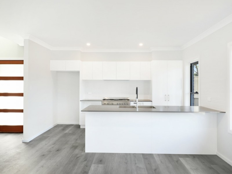 2/33 Mount Brown Road, Dapto NSW 2530