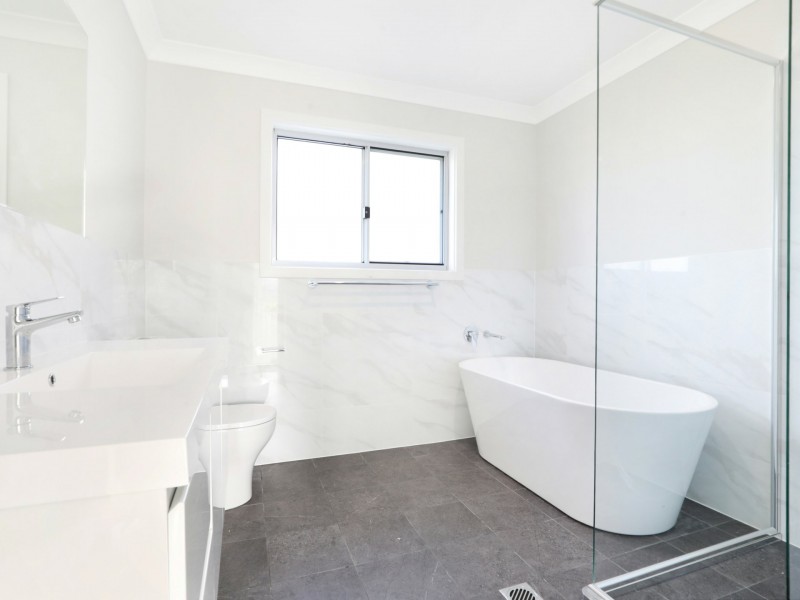 2/33 Mount Brown Road, Dapto NSW 2530