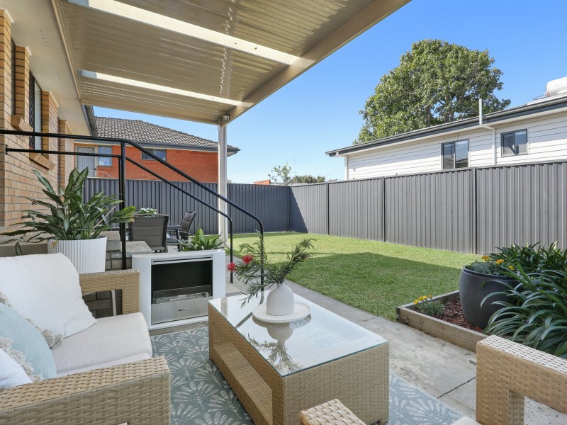 49 – 49a Antrim Ave, Warilla NSW 2528