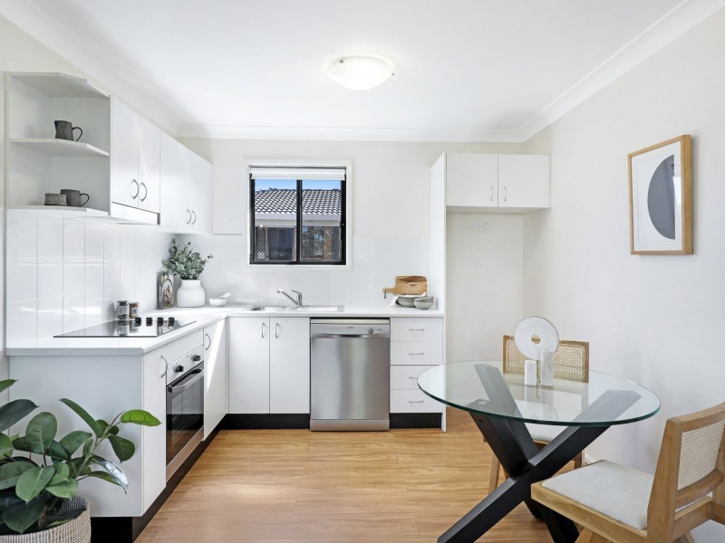 49 – 49a Antrim Ave, Warilla NSW 2528