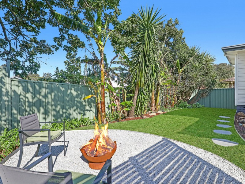 49 – 49a Antrim Ave, Warilla NSW 2528