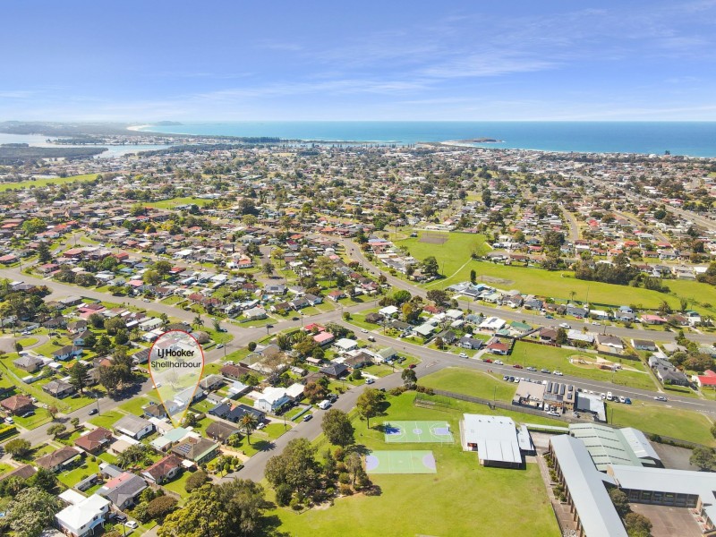 18 Roycroft Ave, Mount Warrigal NSW 2528