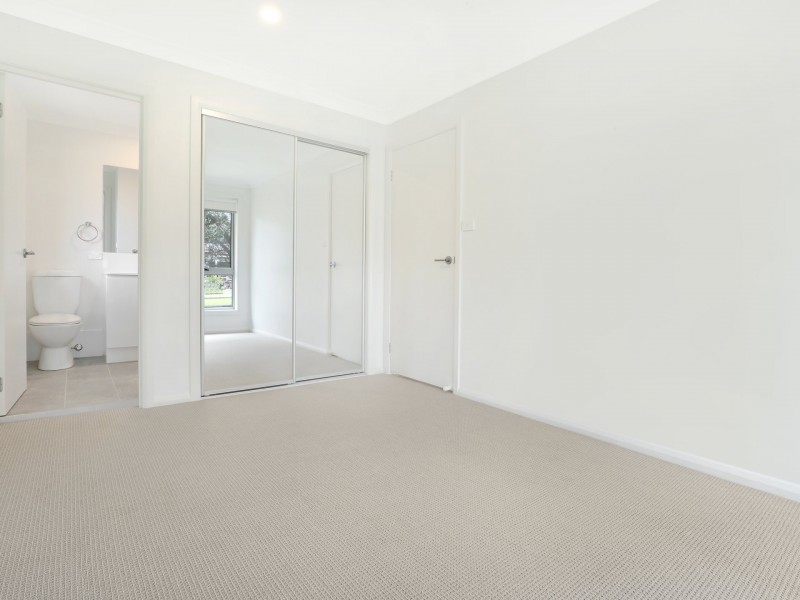 38 Day Street, Lake Illawarra NSW 2528