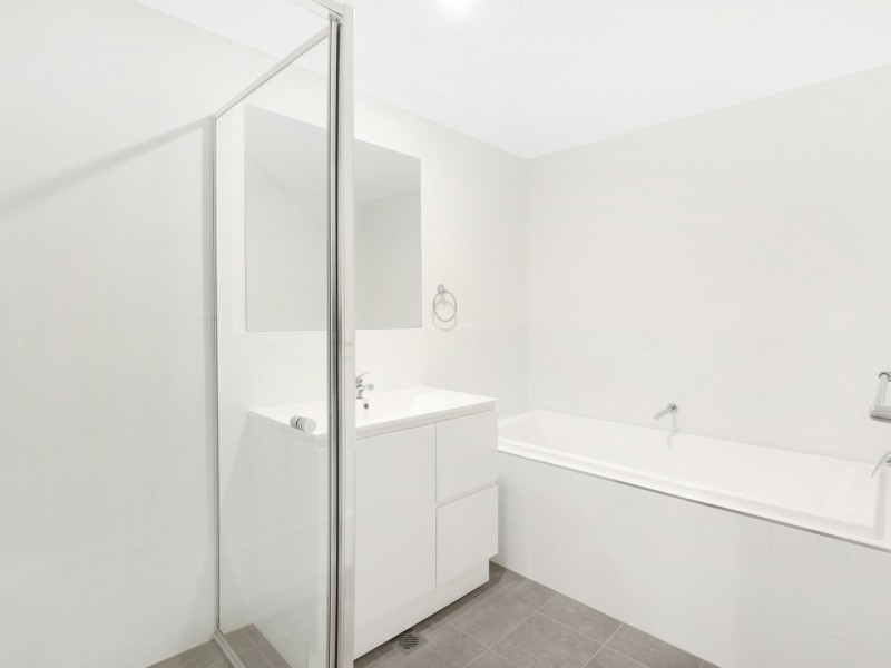 38 Day Street, Lake Illawarra NSW 2528