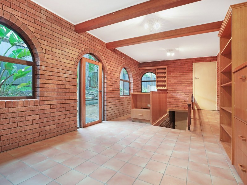 8 Helicia Ave, Figtree NSW 2525